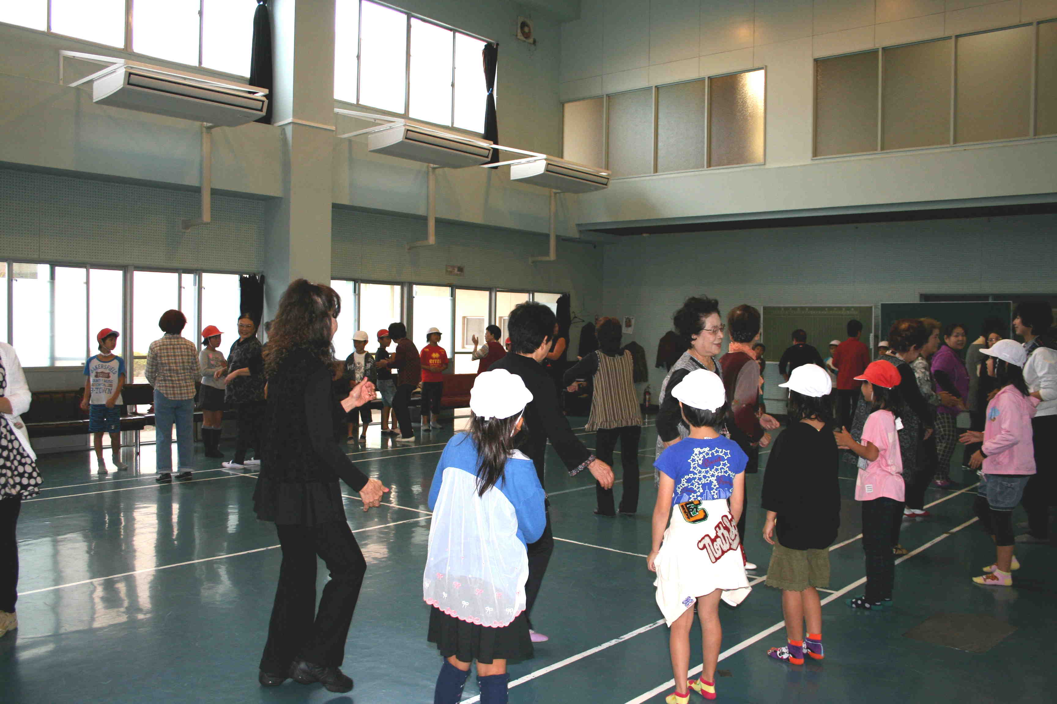 平井小学校 社会科見学 荒尾市中央公民館